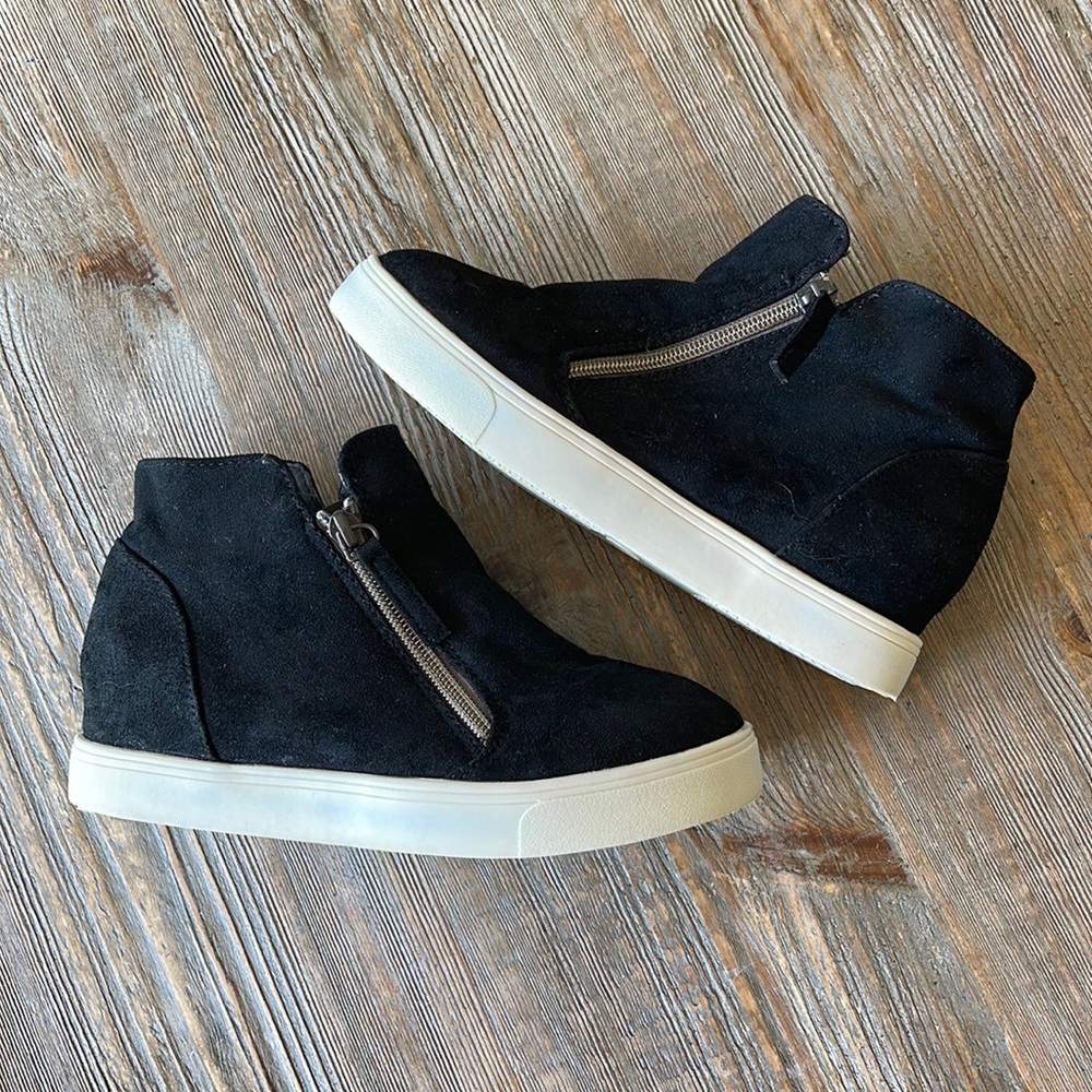 Cat & Jack little girl black suede booties SZ 3